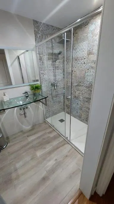Beach Front Apartment Malaga